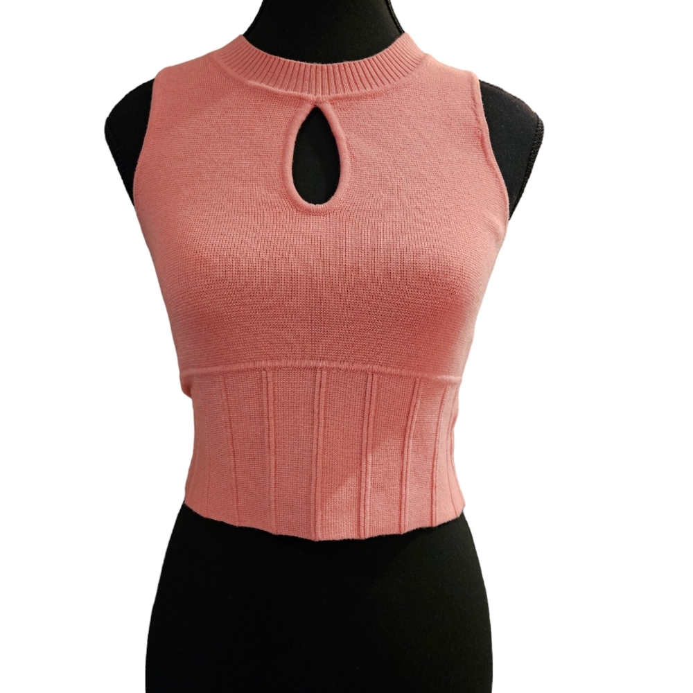 Jessica Simpson Crop Top